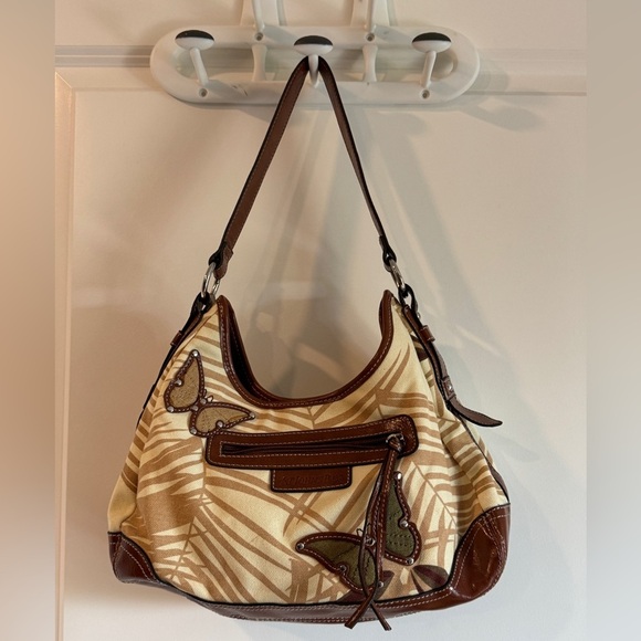 St John's Bay Gabby Butterfly Crossbody/Shoulder Bag - Picture 2 of 15